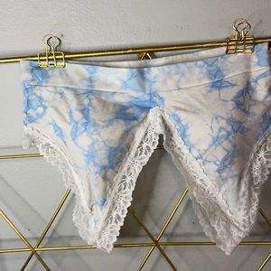 Victoria secret bra size medium